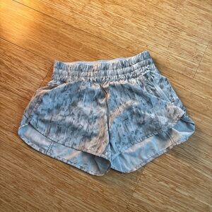 Lululemon Athletica gray Patterned Shorts